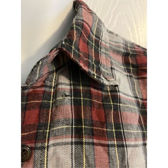 J. Crew Y2K Distressed Flannel Cotton Plaid Long Sleeve. Size XL - Picture 4 of 6